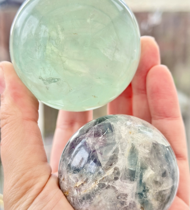 640g fluorite spheres lot