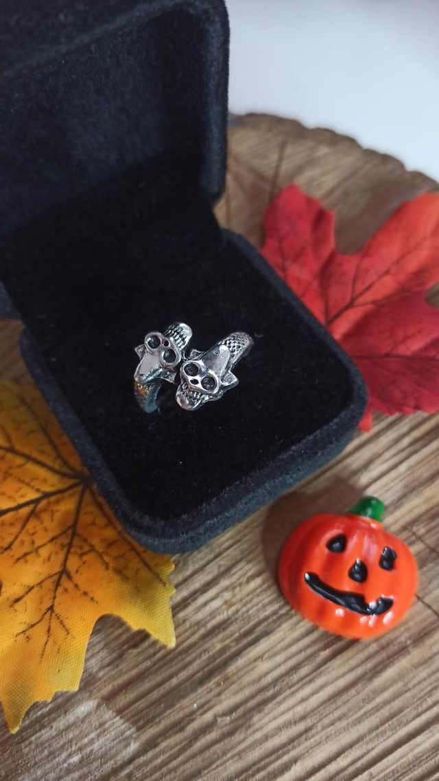 Bague fantaisie tête de mort 