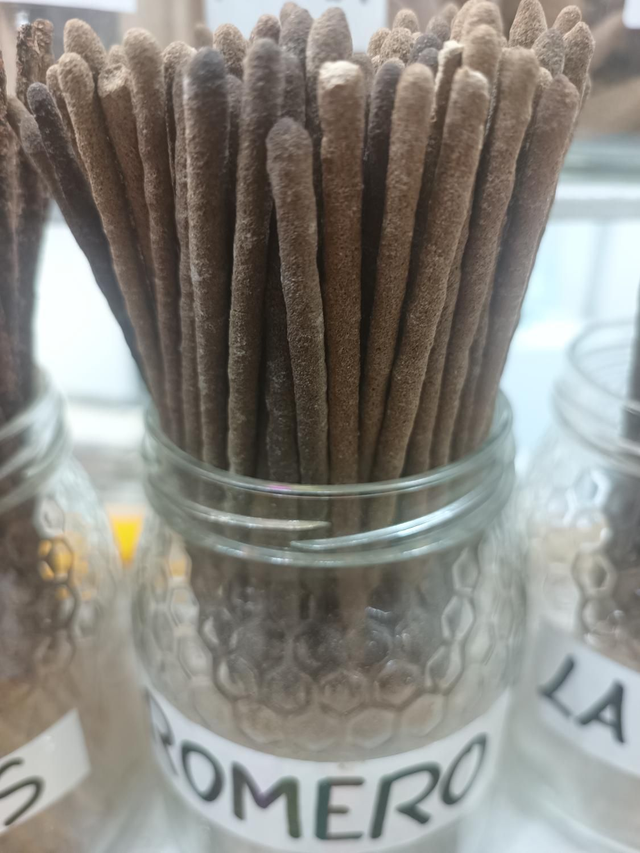 Incienso de romero artesano