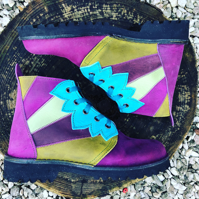 Sunburst Rainbow Boot 