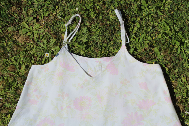 Robe fleurs claires - Taille 1