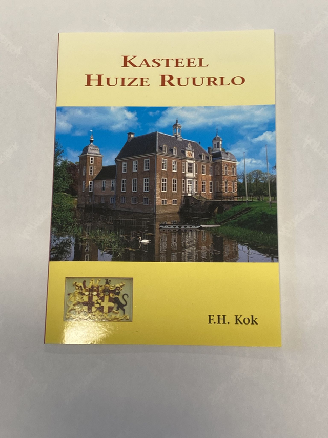 Boek Kasteel Huize Ruurlo. Gratis bij uw eerste bestelling       (voeg hem toe aan uw winkelwagen)
