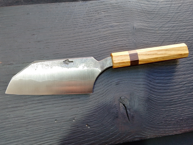 MYC Short Santoku
