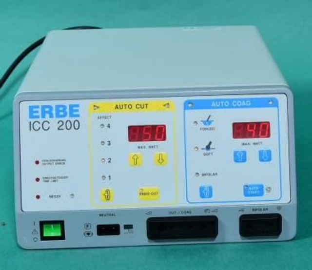 ERBE ICC 200 avec fonction EndoCut, monopolaire 200 watts, bipolaire 120 watts. Très bien...