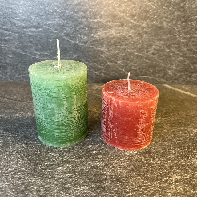 Kerze für den rustikalen Kerzenständer 