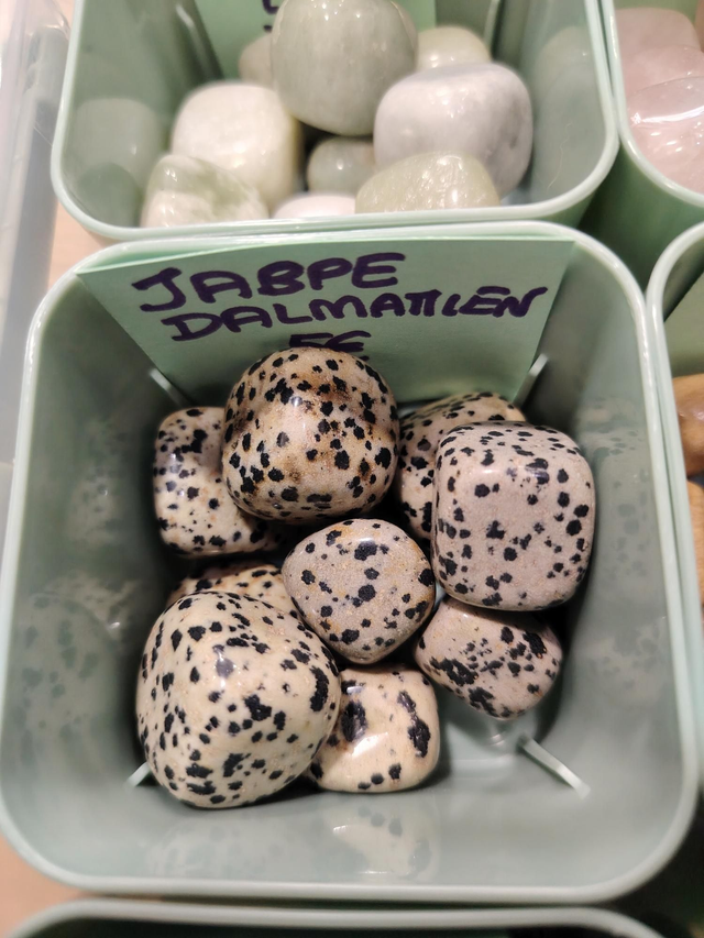 JASPE DALMATIEN pierre roulée 