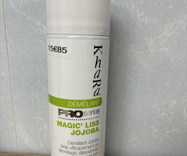 Khara spray démêlant pour chien magic'Liss Jojoba 300ml