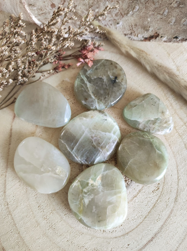 Pierre de Lune beige et Garniérite 