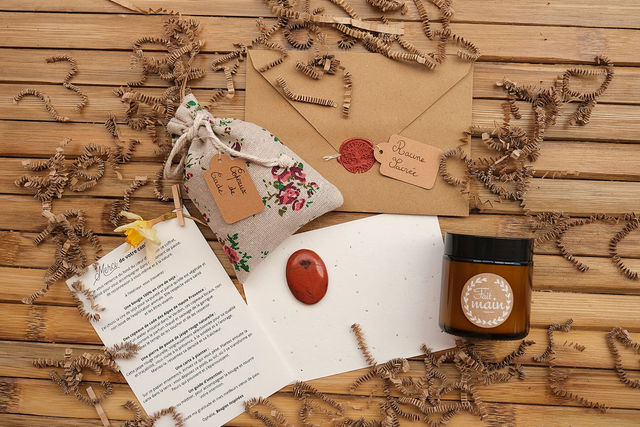 Coffret Bougie Fait Main "Racine Sacrée" - Rituel pour se reconnecter au vivant, à la nature - LIVRAISON INCLUSE
