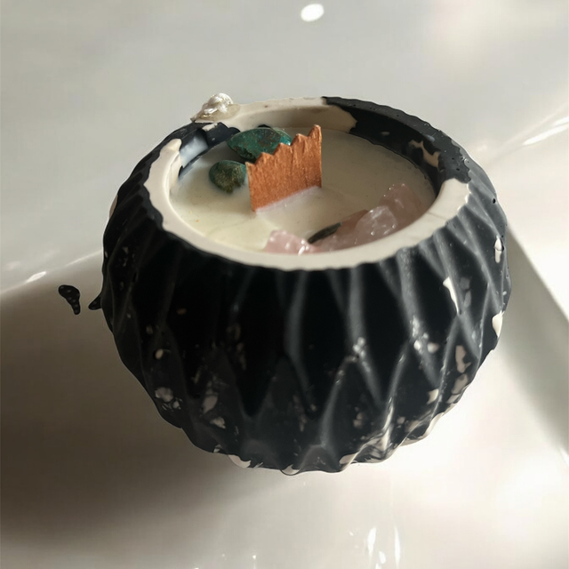 Bougie Jesmonite -130g - Différents coloris et parfum 