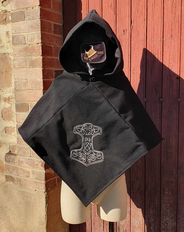 Chaperon Skjoldehamn Mjölnir en laine doublé lin noir