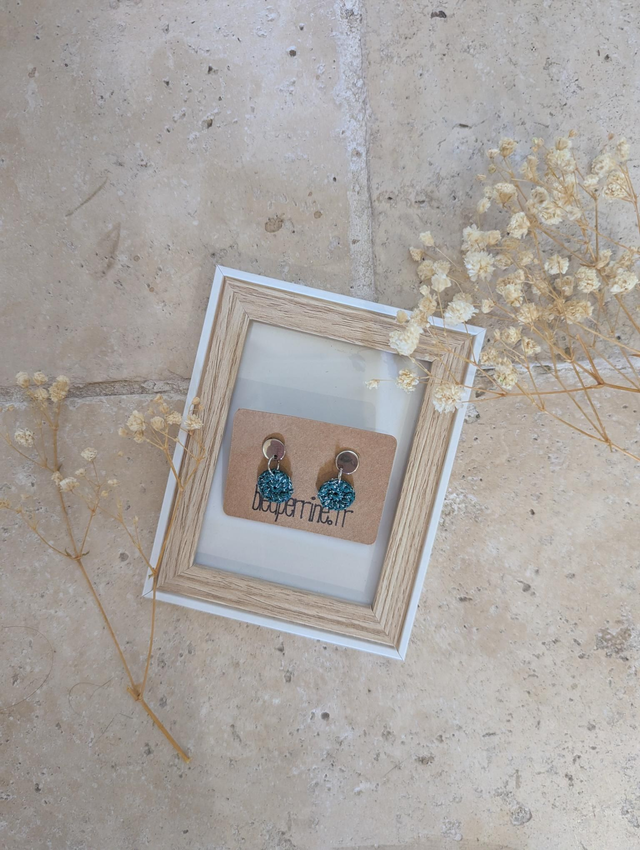 Boucles d&#039;oreille clous vert émeraude métallisé