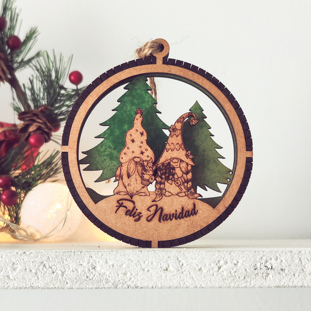 Bola de navidad &quot;Gnomo y gnoma&quot;