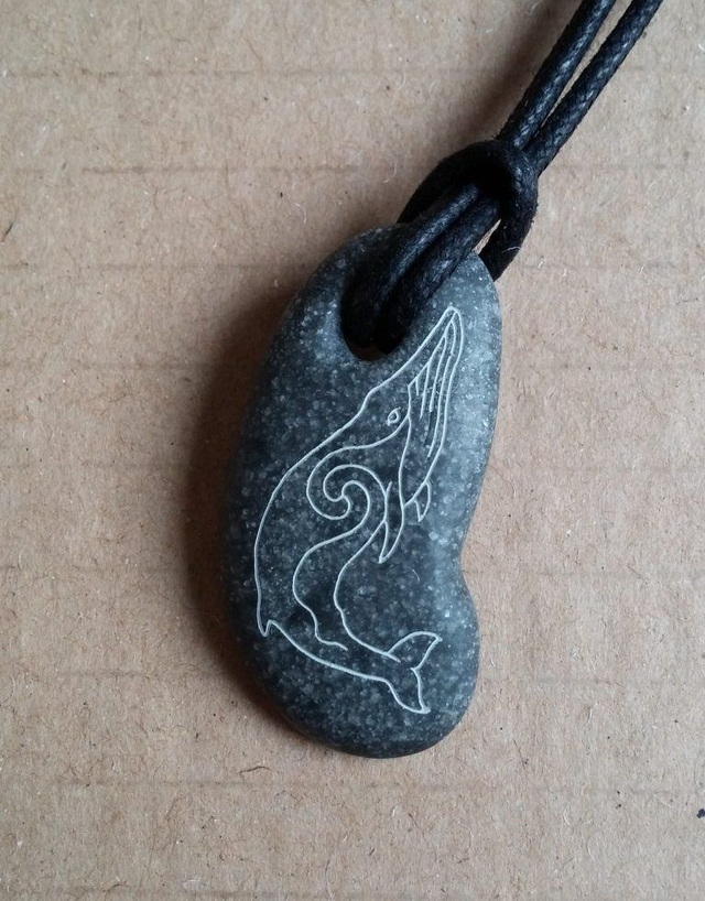 Pebble pendant - Whale