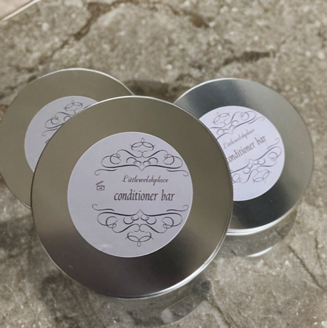 Natural unscented conditioner bar 