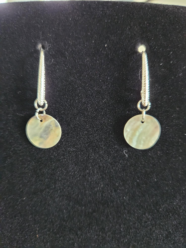 Abalone shell Earings 