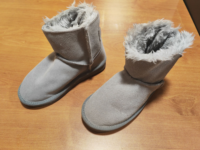 Bottines grise neuve en 31