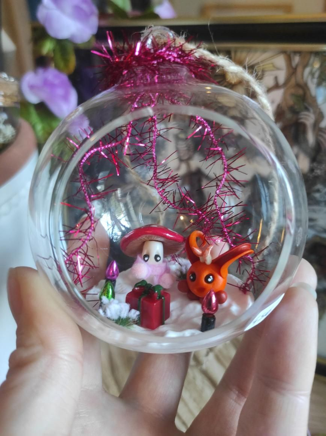 Boule féerique de Noël 2025 n°2