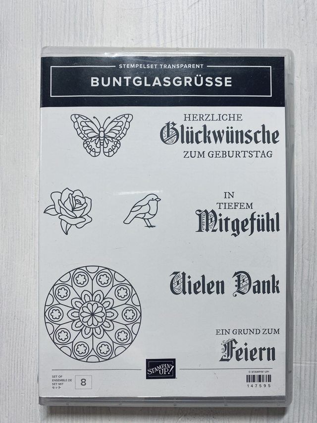 Buntglasgrüsse (PP mit Stanzformen)