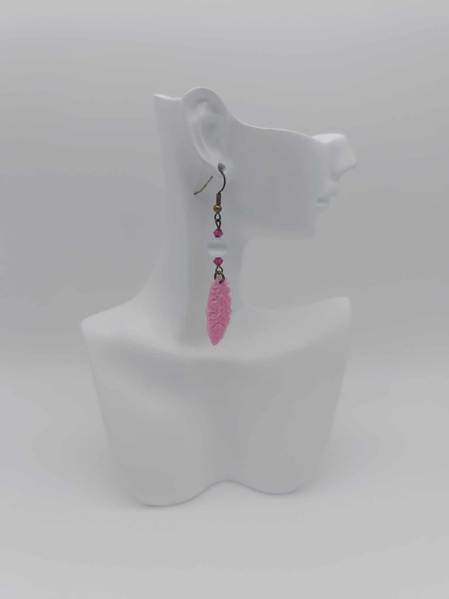 Boucles d&#039;oreilles en porcelaine froide Petite plume avec perles Swarovski