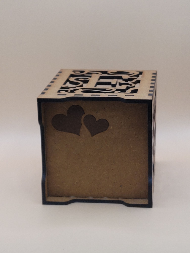 Boite Saint Valentin LOVE Ajouré