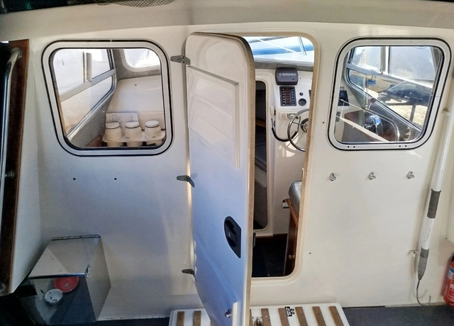 Trusty 21 Motor Cruiser – £15,000