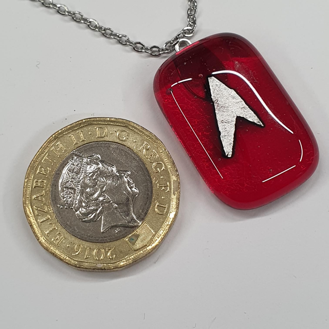 Star Trek pendant NEW