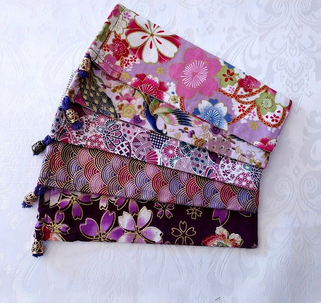 Pochette petit éventail 19 - 20cm tons violets/roses