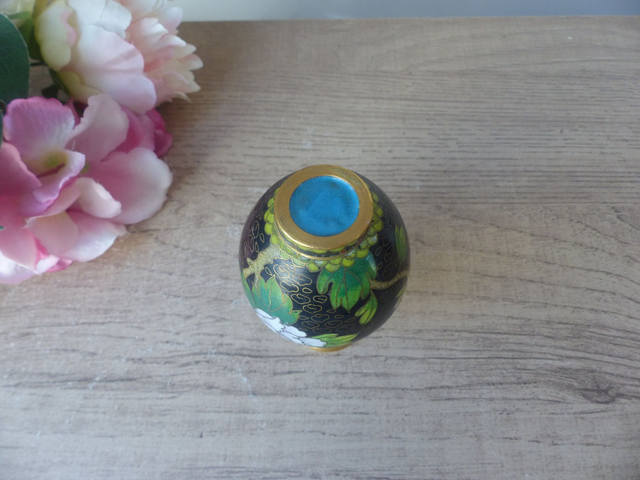 Petit vase noir en laiton cloisonné, vase miniature artisanal décor floral pivoine, décoration style asiatique pour salon chambre vitrine