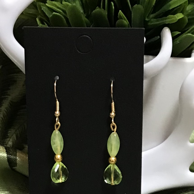 Green Dangling Earrings- GDE51