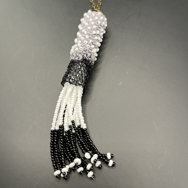 Pendentif "Noir& Blanc"