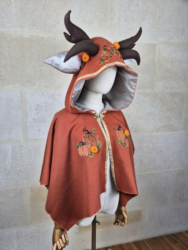 Capeline Citrouilles à cornes