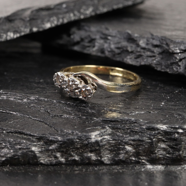 Edwardian 18K 18Ct 750 Solid Yellow Gold Platinum Three White Trilogy Round Cut Natural Diamond Wedding Engagement Ring Size M 1/2 - 6 1/4