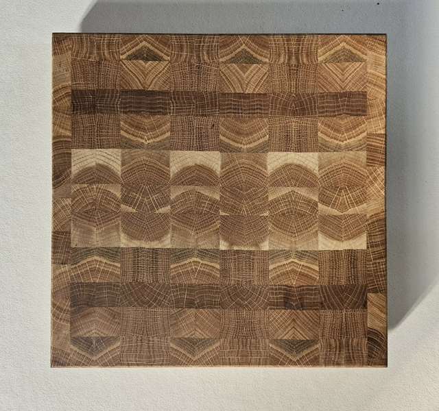 Z archiwum- Dębowa deska do krojenia typu „End Grain”  28x28cm