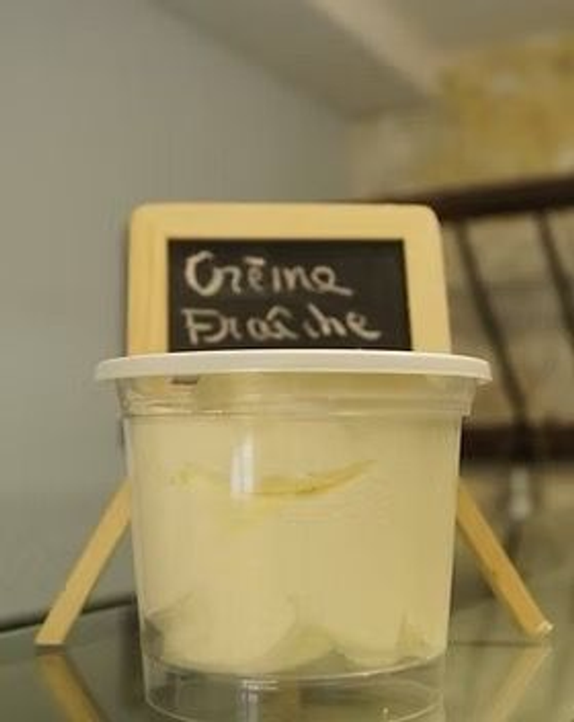Créme fraiche au lait cru (pot de 250 g)