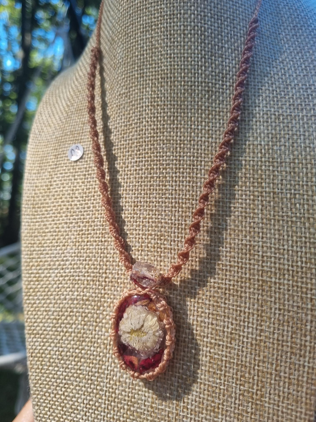 Amour de soi - Collier micromacramé