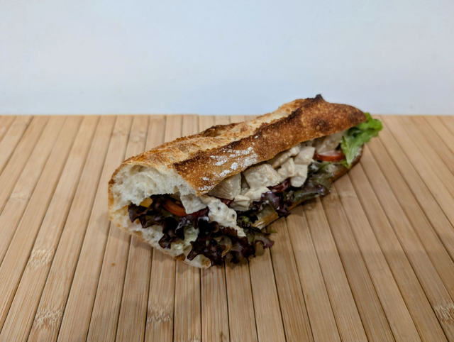 Sandwich Poulet nature ou paprika crudités