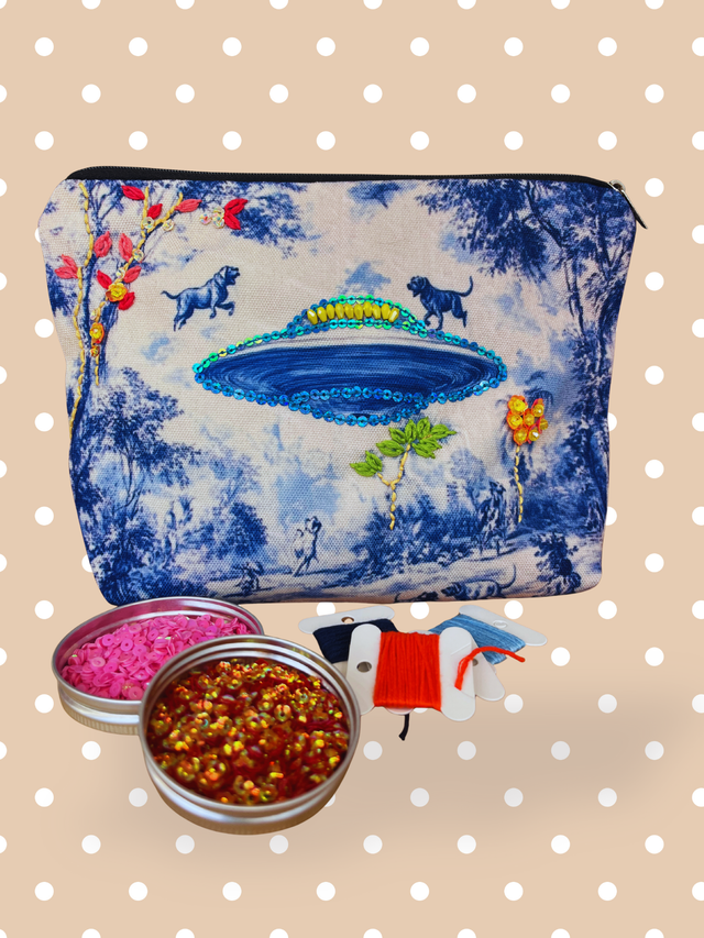 ATELIER TROUSSE À BRODER