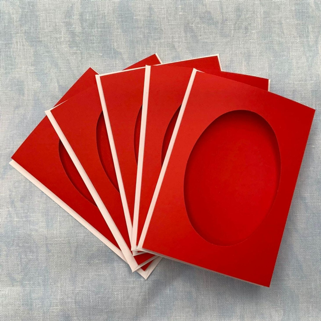 Red/Cream Oval Tri-fold Aperture Cards & Envelopes 10 Pack 