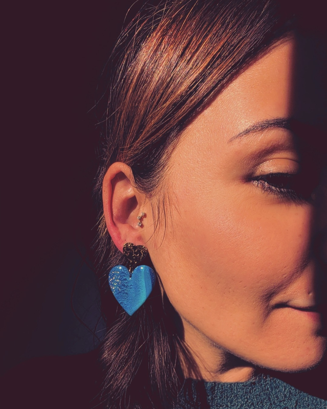 Plaisante - Collection bleu - Boucles d’oreilles artisanales en pâte polymère et résine