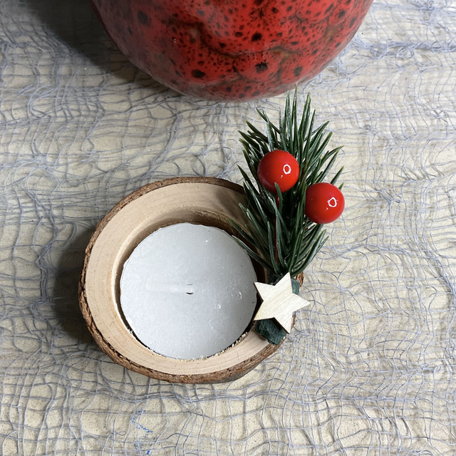Rustic Christmas tea light candle’s holder with gift box.