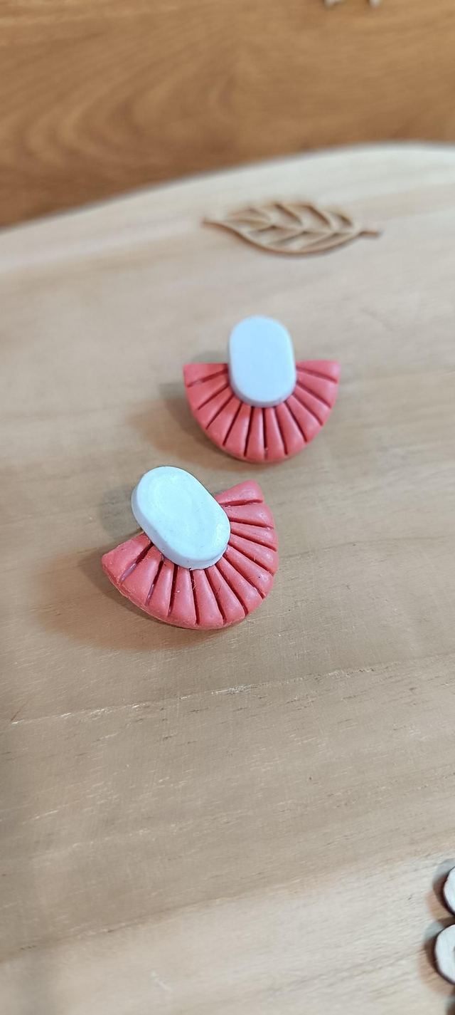Boucles d'oreilles - Puces corail