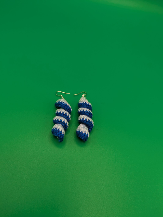 Boucle d&#039;oreille colimaçon