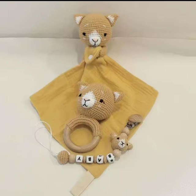 Conjunto Sonajero + DouDou + Chupetero Gato