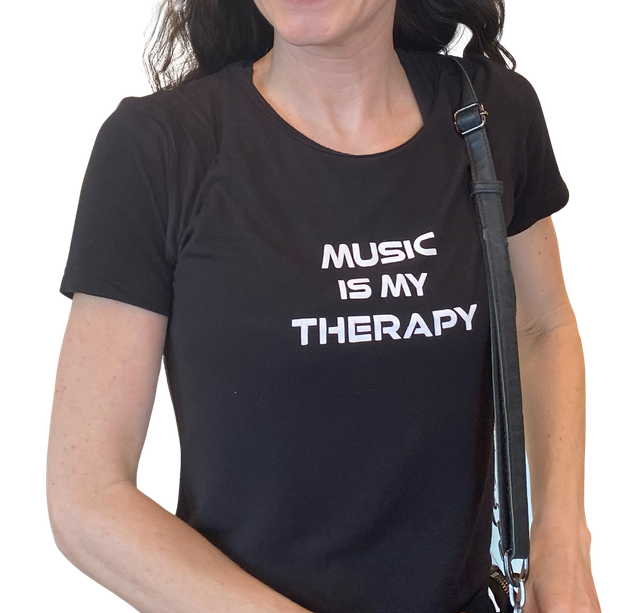 T-shirt MUSIC IS MY THERAPY slim fit women