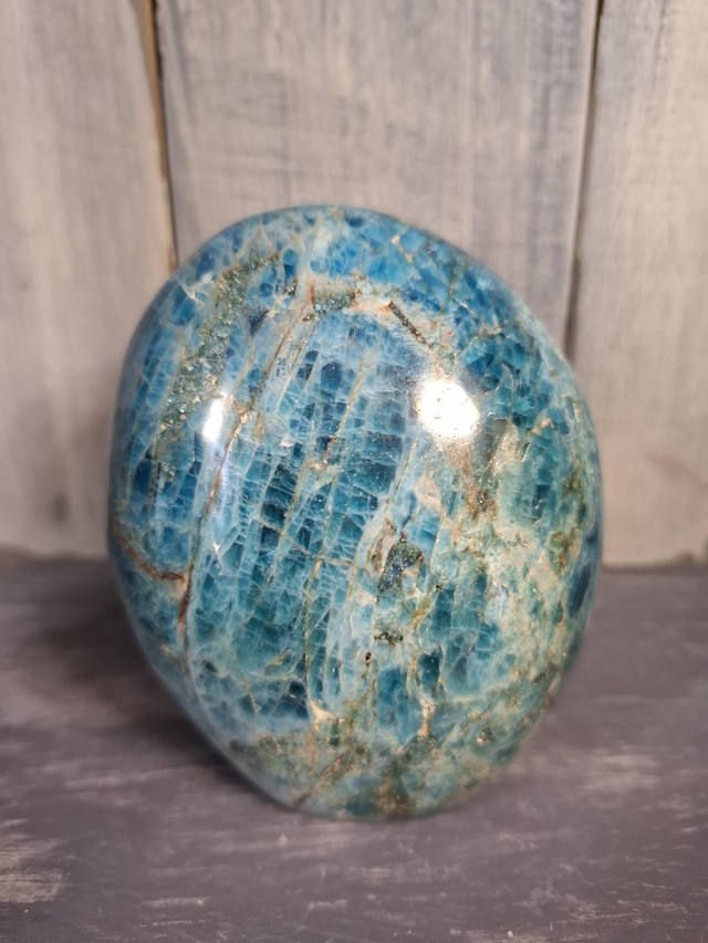 Blue Apatite Free-form 