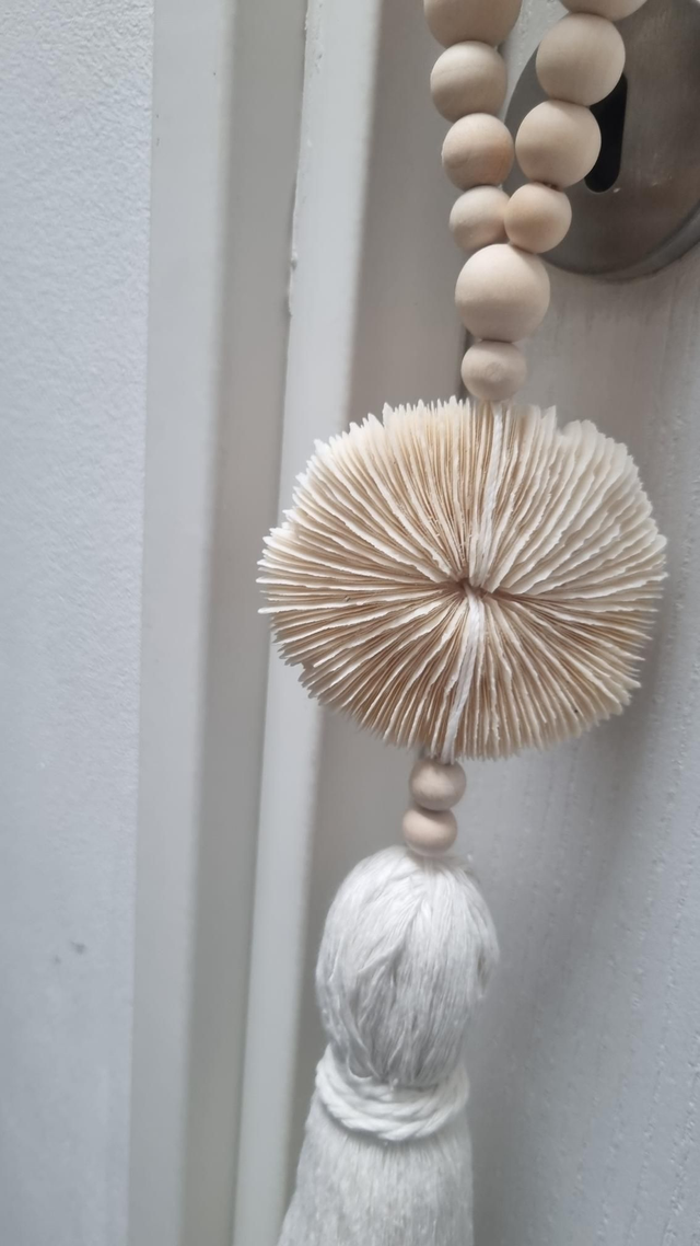 Embrasse corail pompon beige