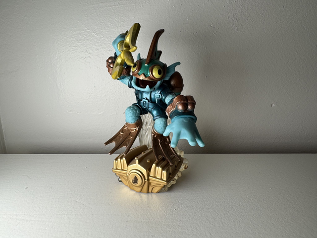 Deep Dive Gill Grunt - Water - Skylanders - SuperChargers