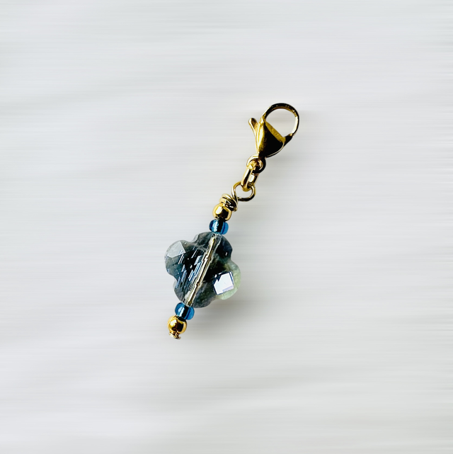 EQUI CHARM BONNET SAPHIR 