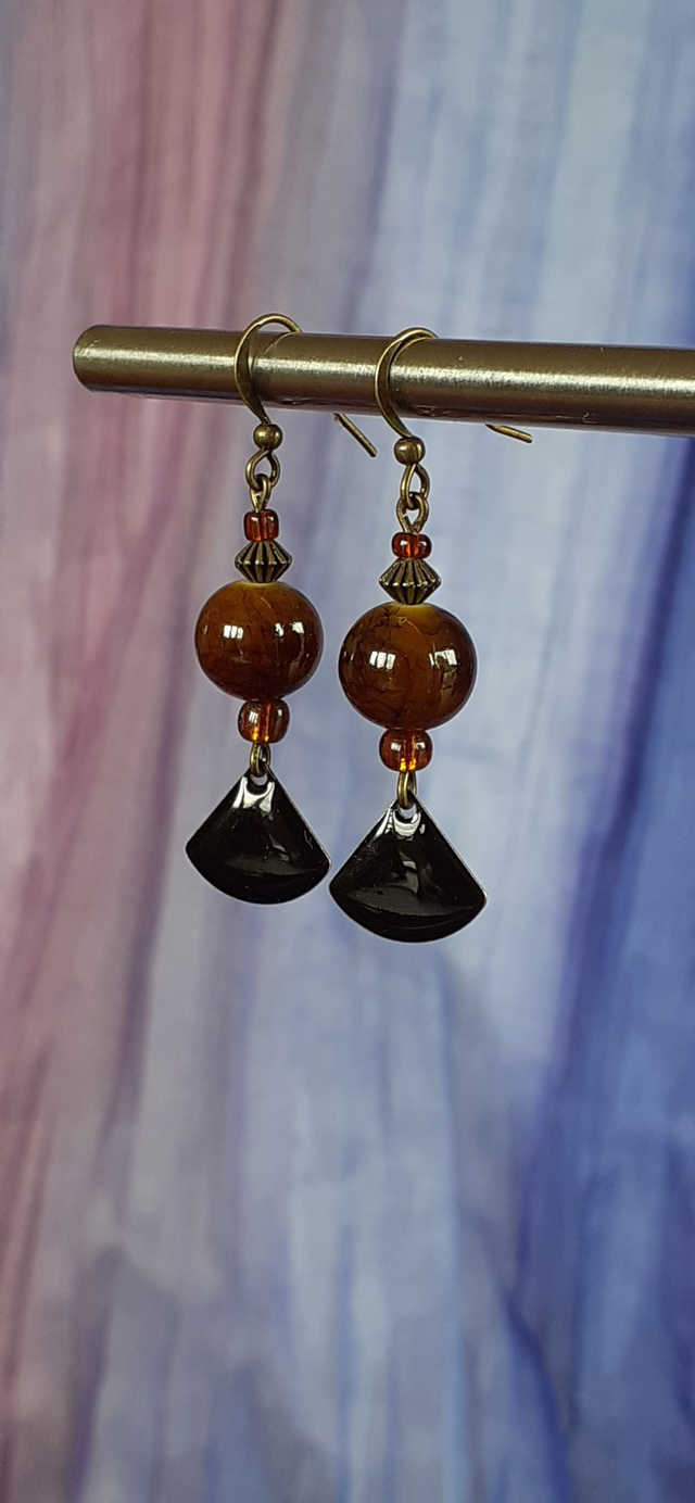 Napoléon Boucles d'oreilles pendantes, Ocre brun. 